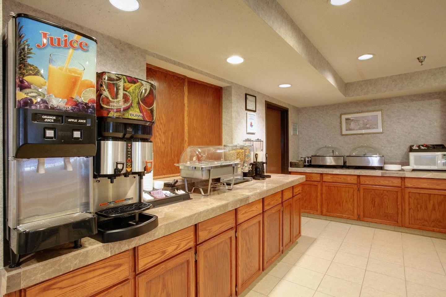 Americas Best Value Inn And Suites Saint Charles Ресторан фото