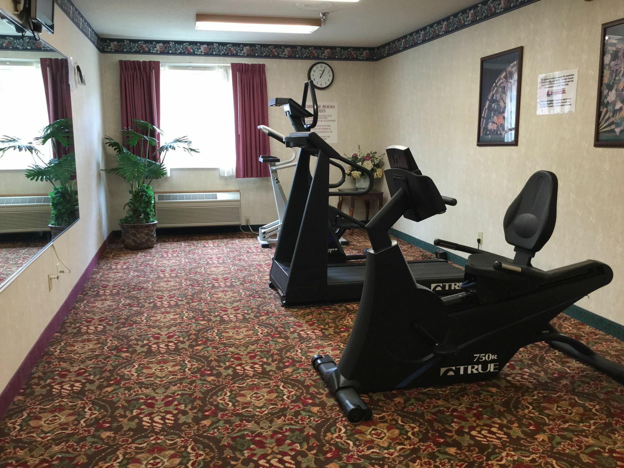 Americas Best Value Inn And Suites Saint Charles Экстерьер фото