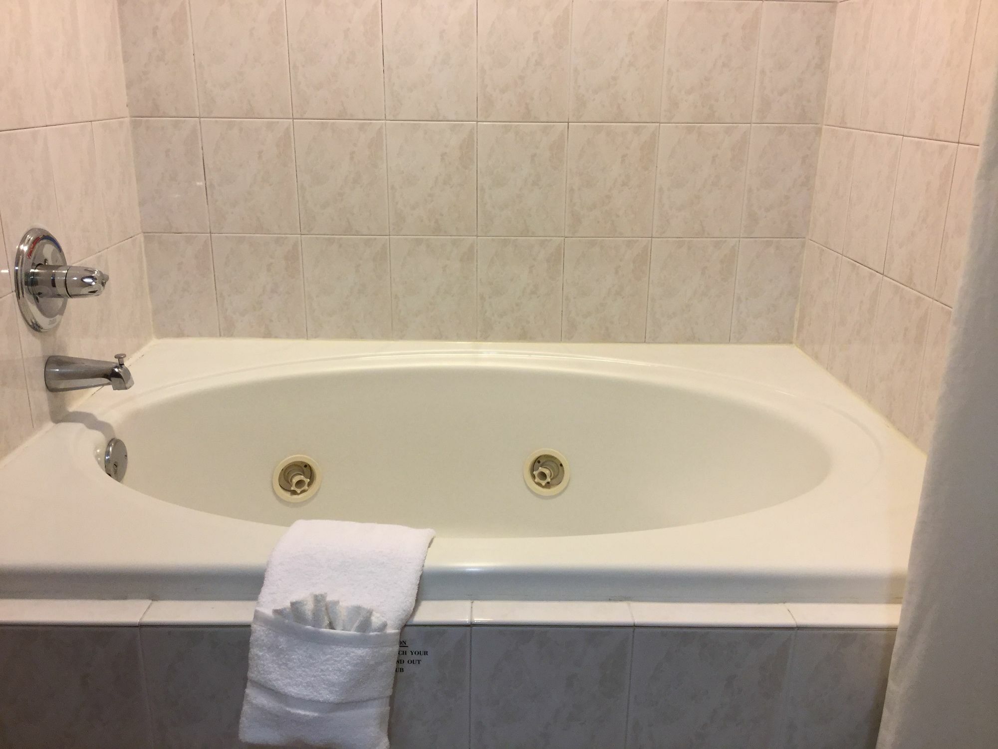 Americas Best Value Inn And Suites Saint Charles Экстерьер фото