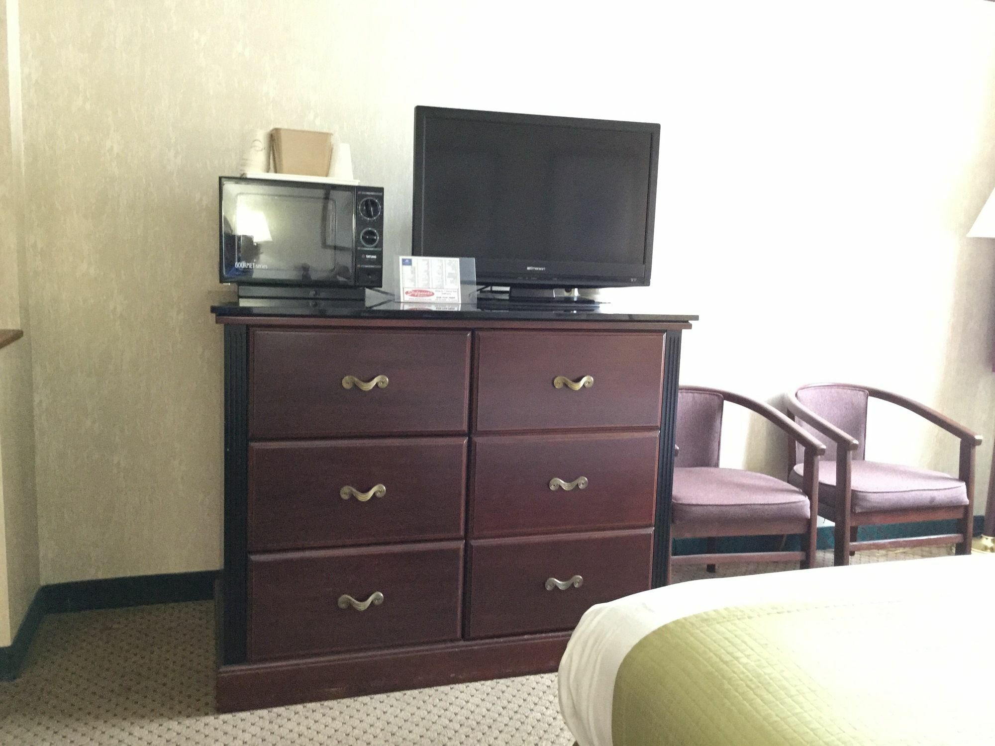 Americas Best Value Inn And Suites Saint Charles Экстерьер фото